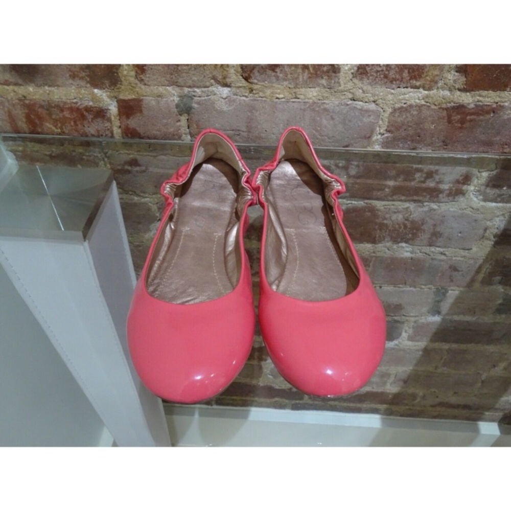 BCBG Paris Flats